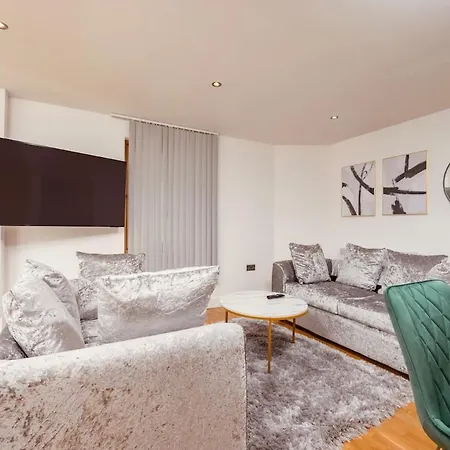 Apartment Large River Balcony 2Bed2Bath Apt&Free Secure Parking